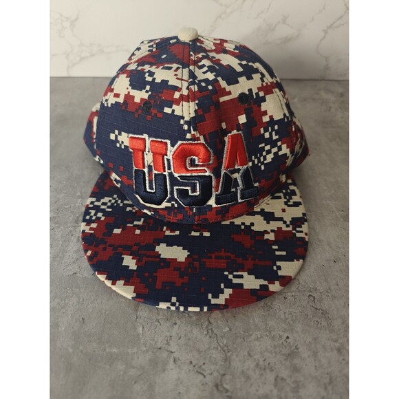 Other - USA digital camo snapback hat adult